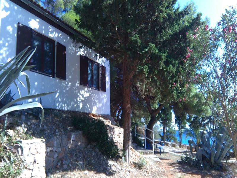 Tourist Resort Milna Vis Exterior foto